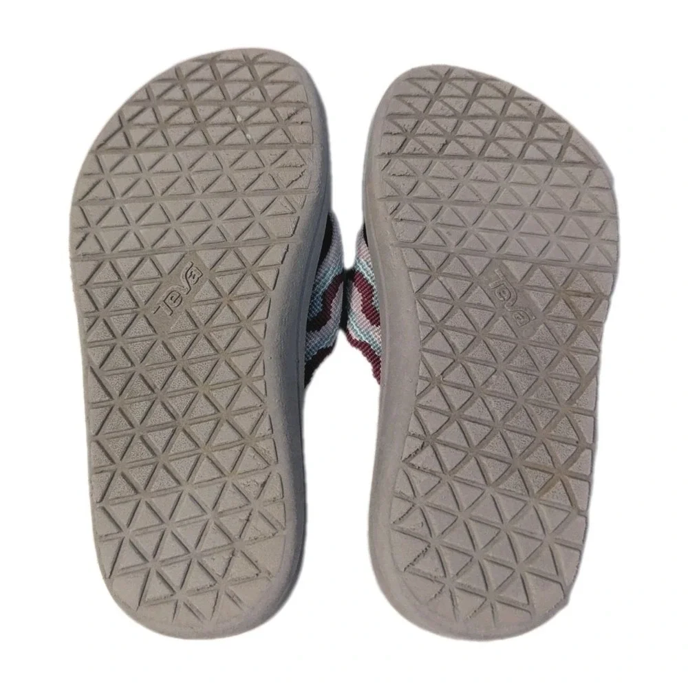 Teva Kids Mush II Flip Flops Grey Burgundy Teal Wave Pattern Sandals Size 12